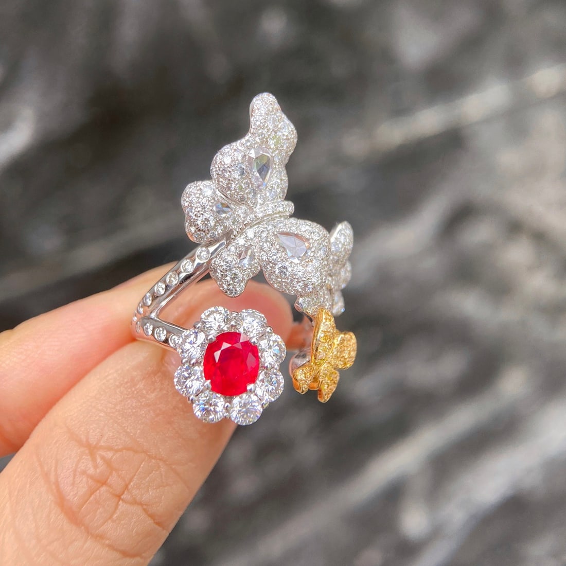 Express Shipping Grs(gemstone Reports) Certified Express Shipping 18k Gold 4.84 Ctw Burma Natural...: Ref:22292 // gold content:18k gold // ring size:6. 75us // // main gemstone:ruby // certified:grs(gemstone reports) // shape:oval // carat weight:1. 28ct // color:pigeonblood red // treatment:natural