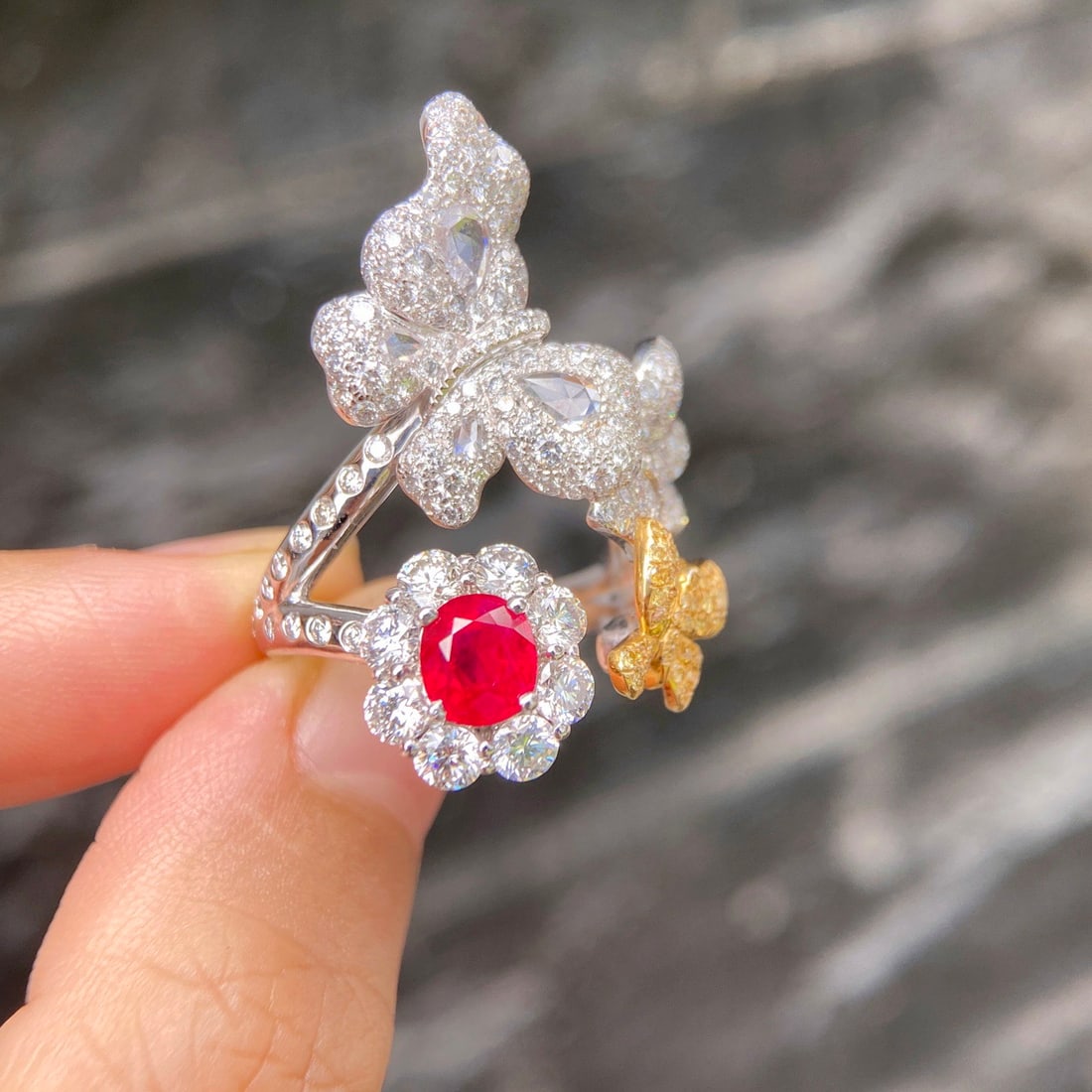 Express Shipping Grs(gemstone Reports) Certified Express Shipping 18k Gold 4.84 Ctw Burma Natural... - 3