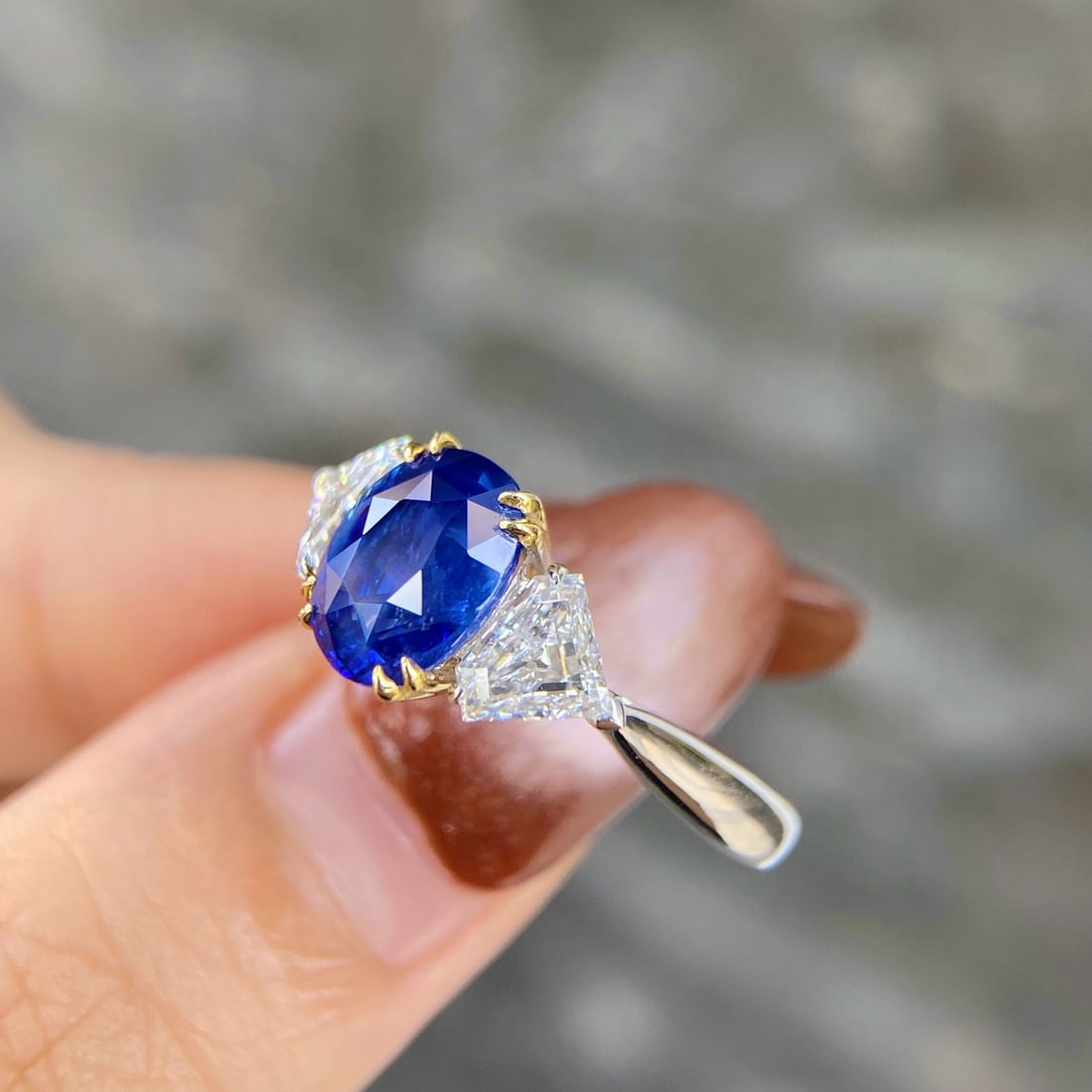 Express Shipping Grs(gemstone Reports) Certified Express Shipping 18k Gold 4.15 Ctw Madagascar Na... - 4