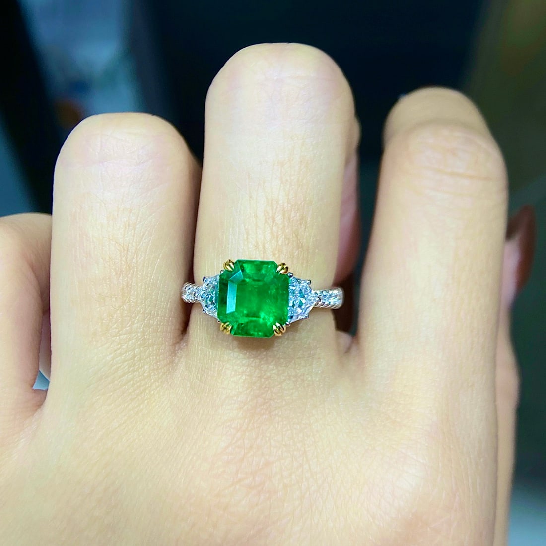 Express Shipping Grs(gemstone Reports) Certified Express Shipping 18k Gold 3.82 Ctw Vivid Green C... - 4