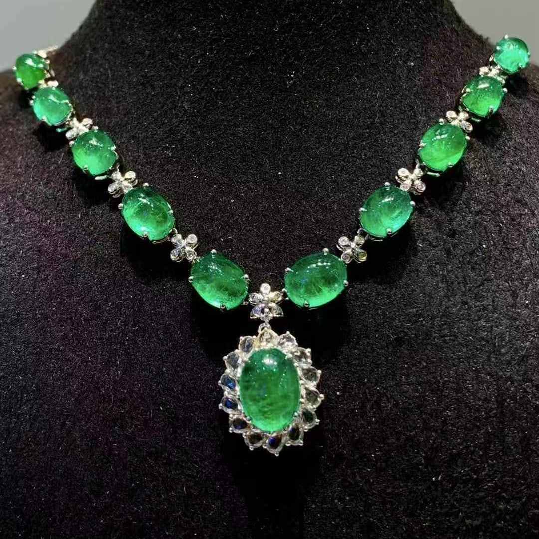 14k Gold 13 Ct Natural Emerald & Diamond & Sapphire Necklace (1 of 7)