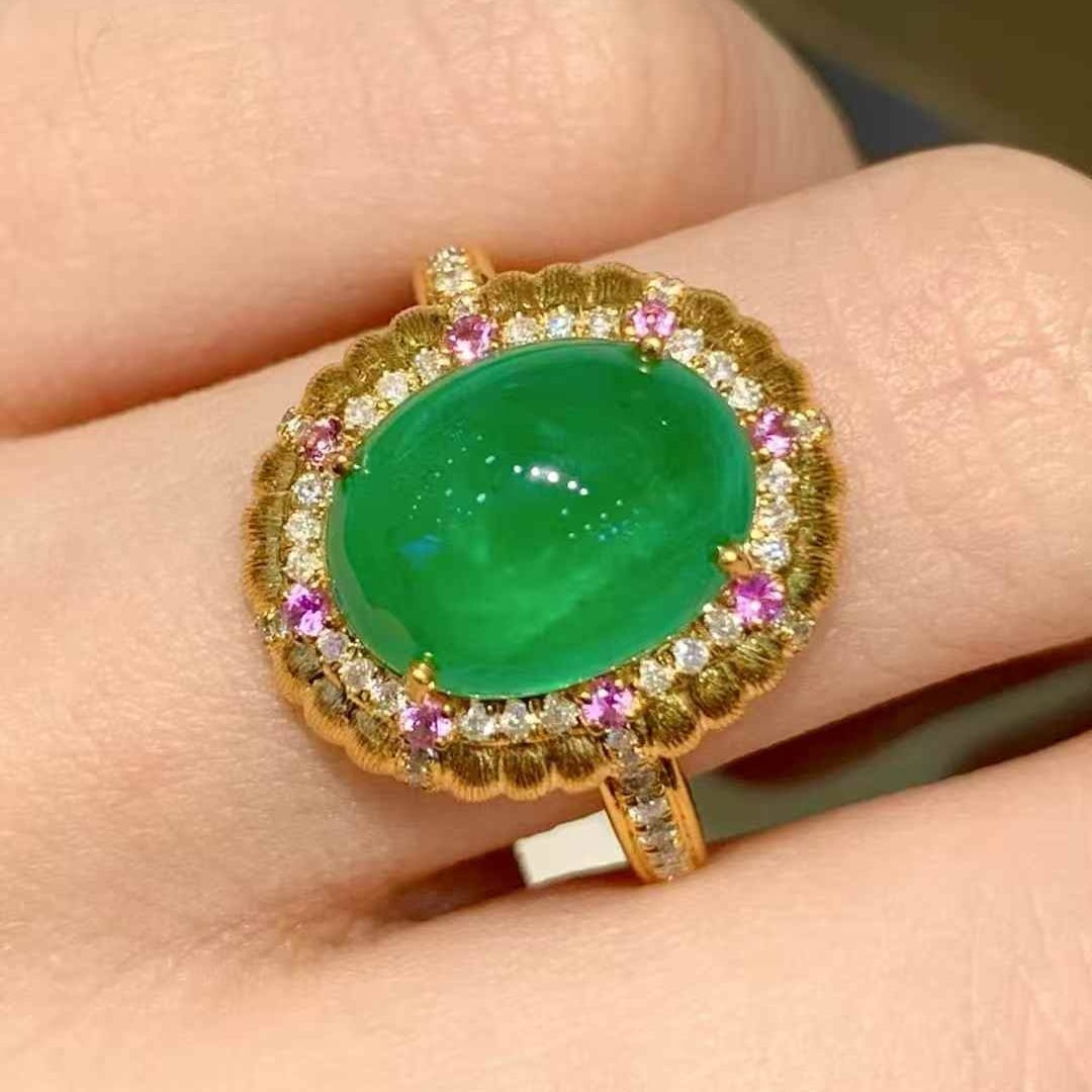 14k Gold 4.1 Ct Natural Emerald & Diamond & Sapphire Ring - 2