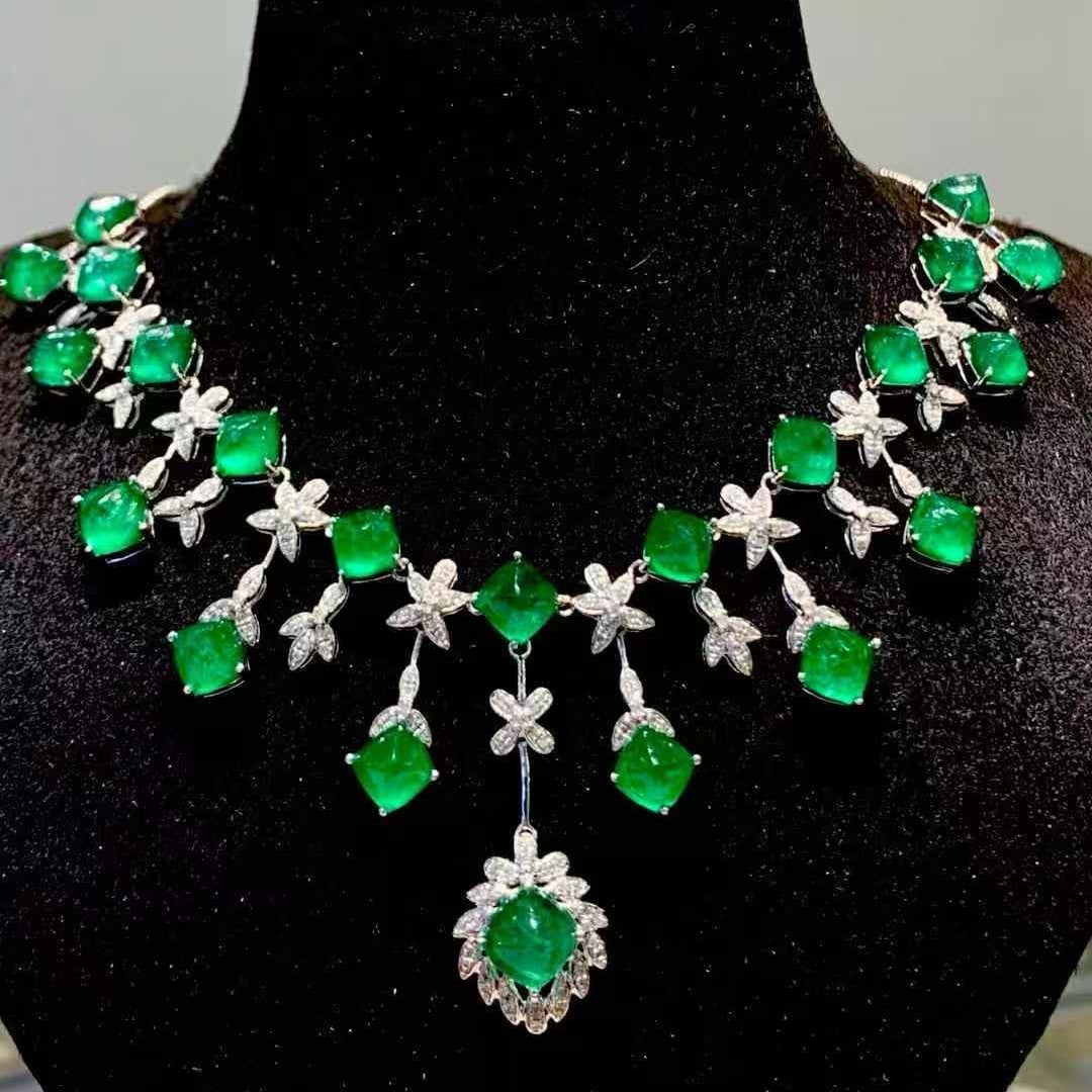 14k Gold 17.02 Ct Natural Emerald & Diamond Necklace (1 of 7)