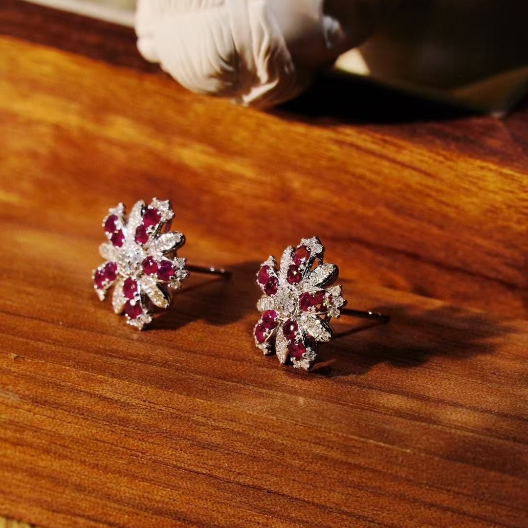 14k Gold 1.30 Ctw Natural Ruby & Diamond Earrings - 3