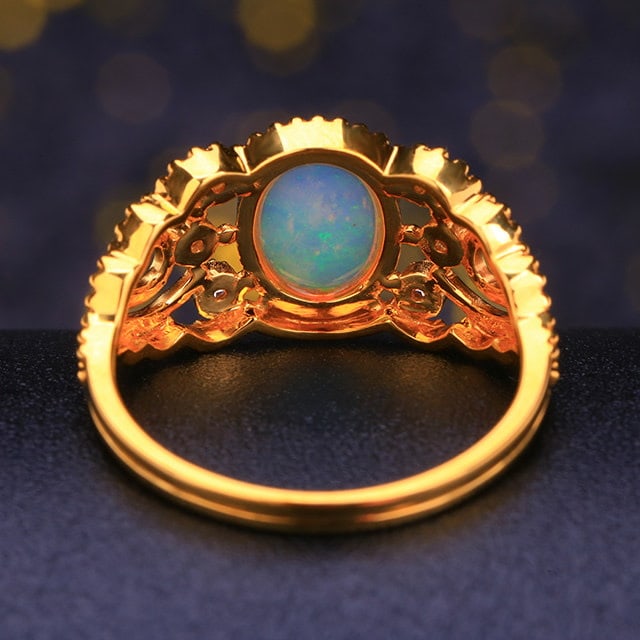 14k Gold 0.90 Ctw Natural Opal & Diamond Ring - 4