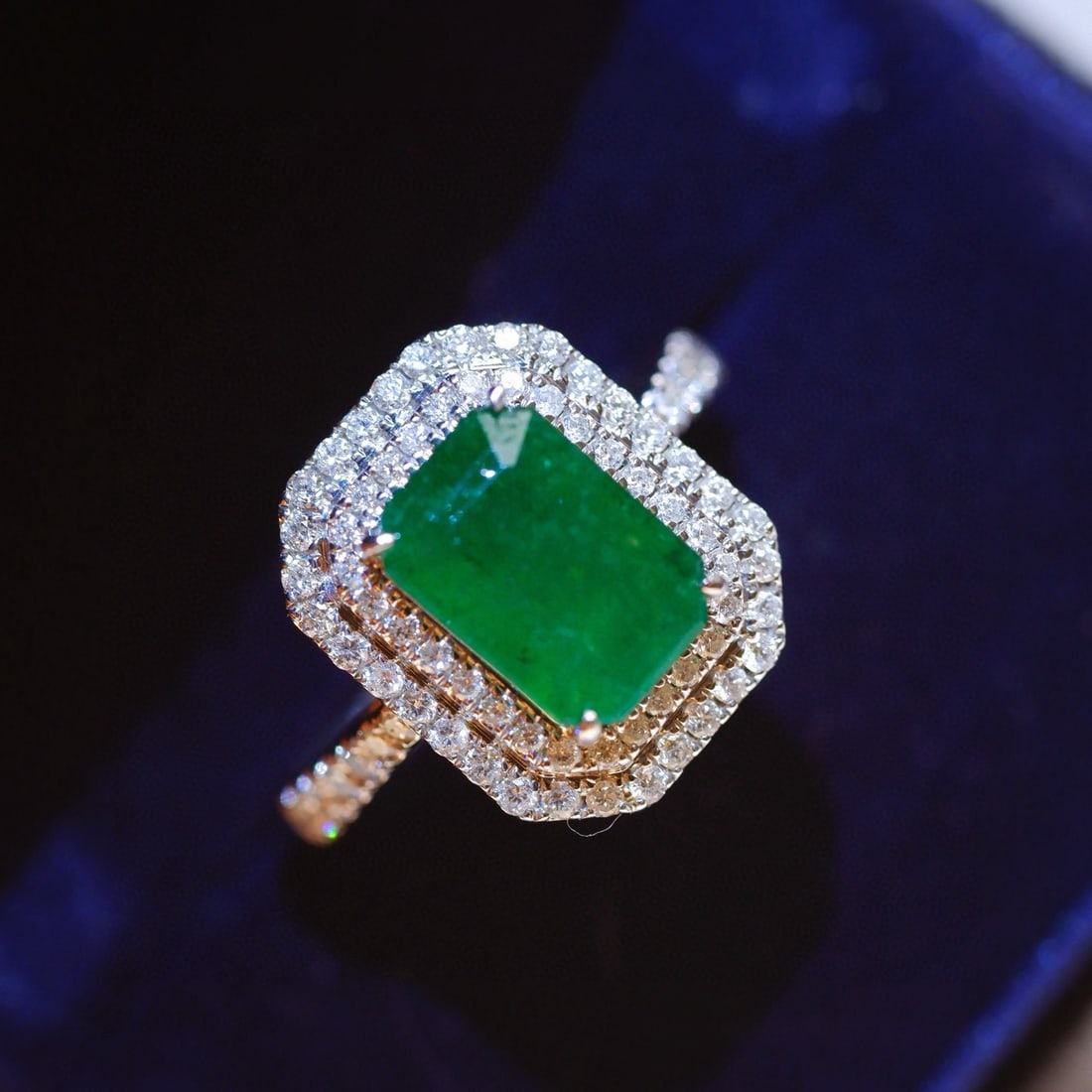 14k Gold 2.26 Ctw Natural Emerald & Diamond Ring - 4