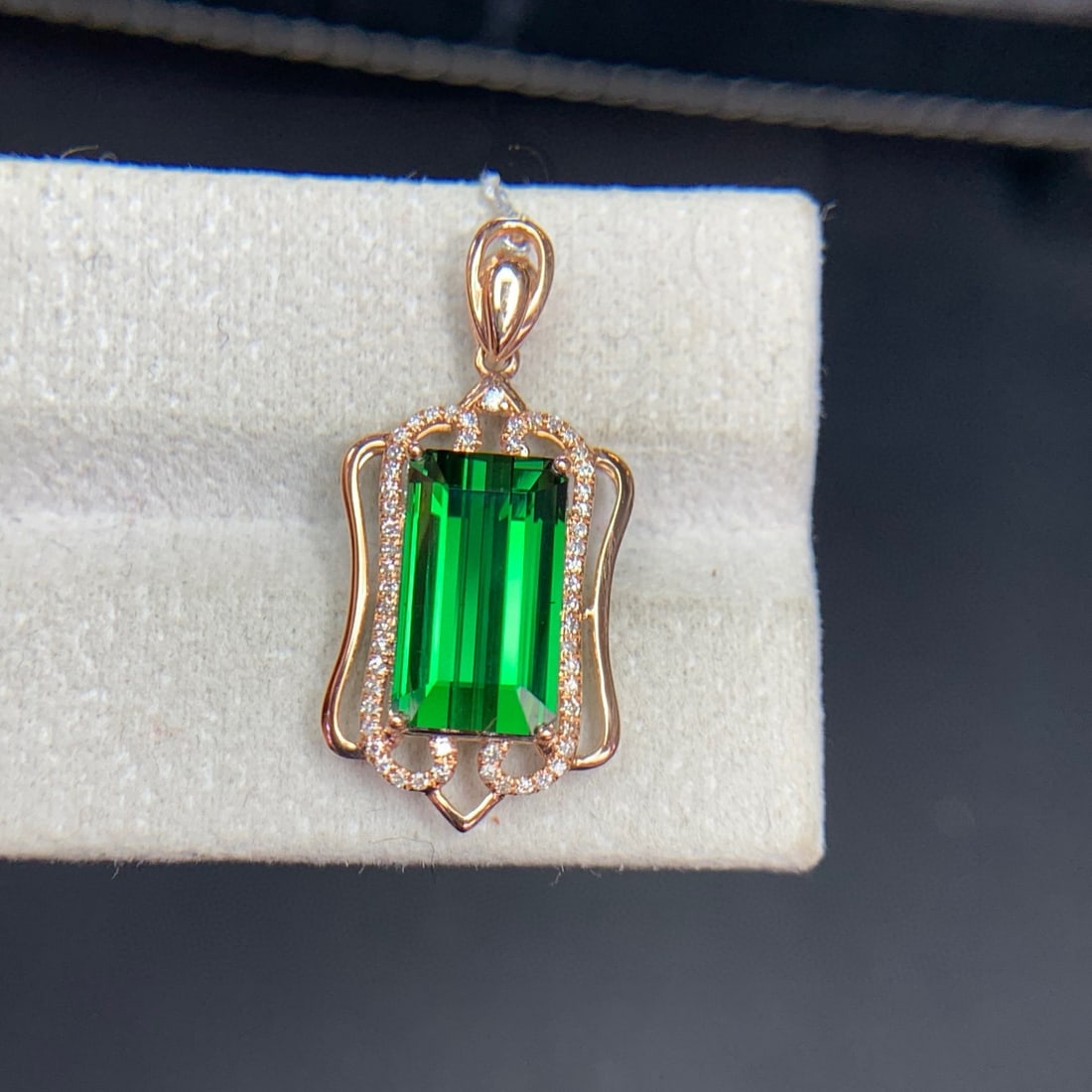 14k Gold 5.1 Ct Natural Tourmaline & Diamond Pendant( Without Chain ) - 2