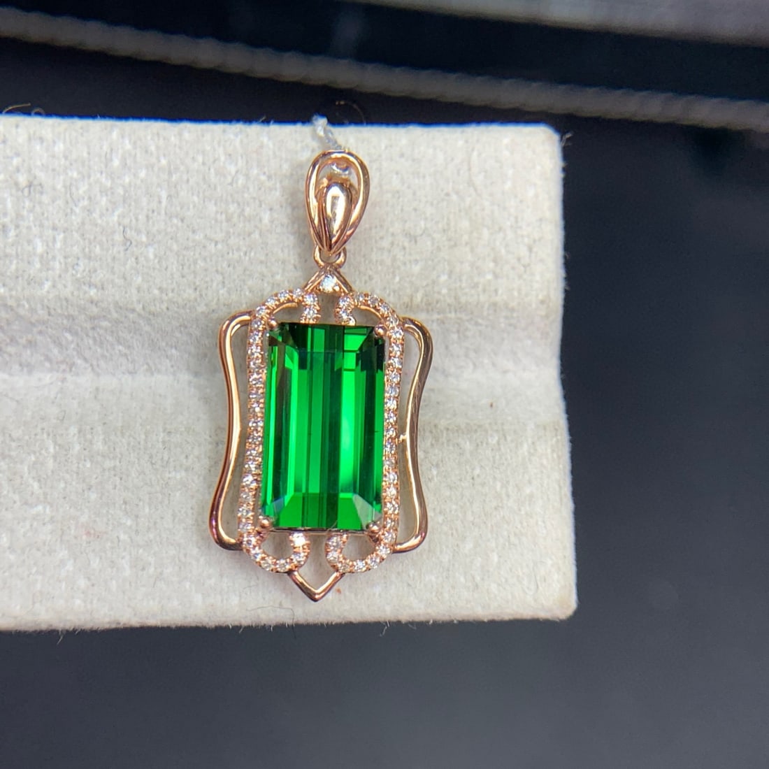 14k Gold 5.1 Ct Natural Tourmaline & Diamond Pendant( Without Chain ) - 5