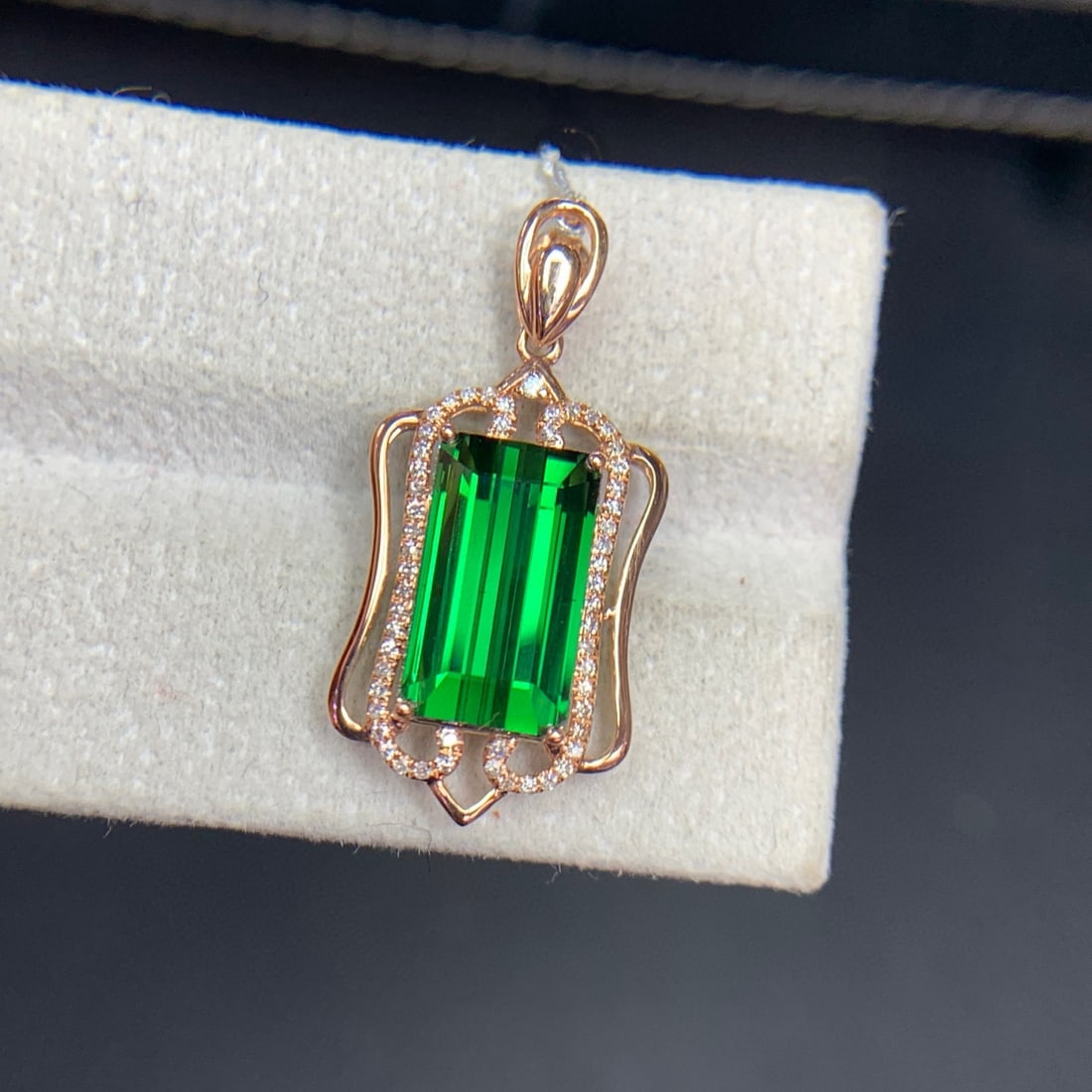 14k Gold 5.1 Ct Natural Tourmaline & Diamond Pendant( Without Chain ) - 7