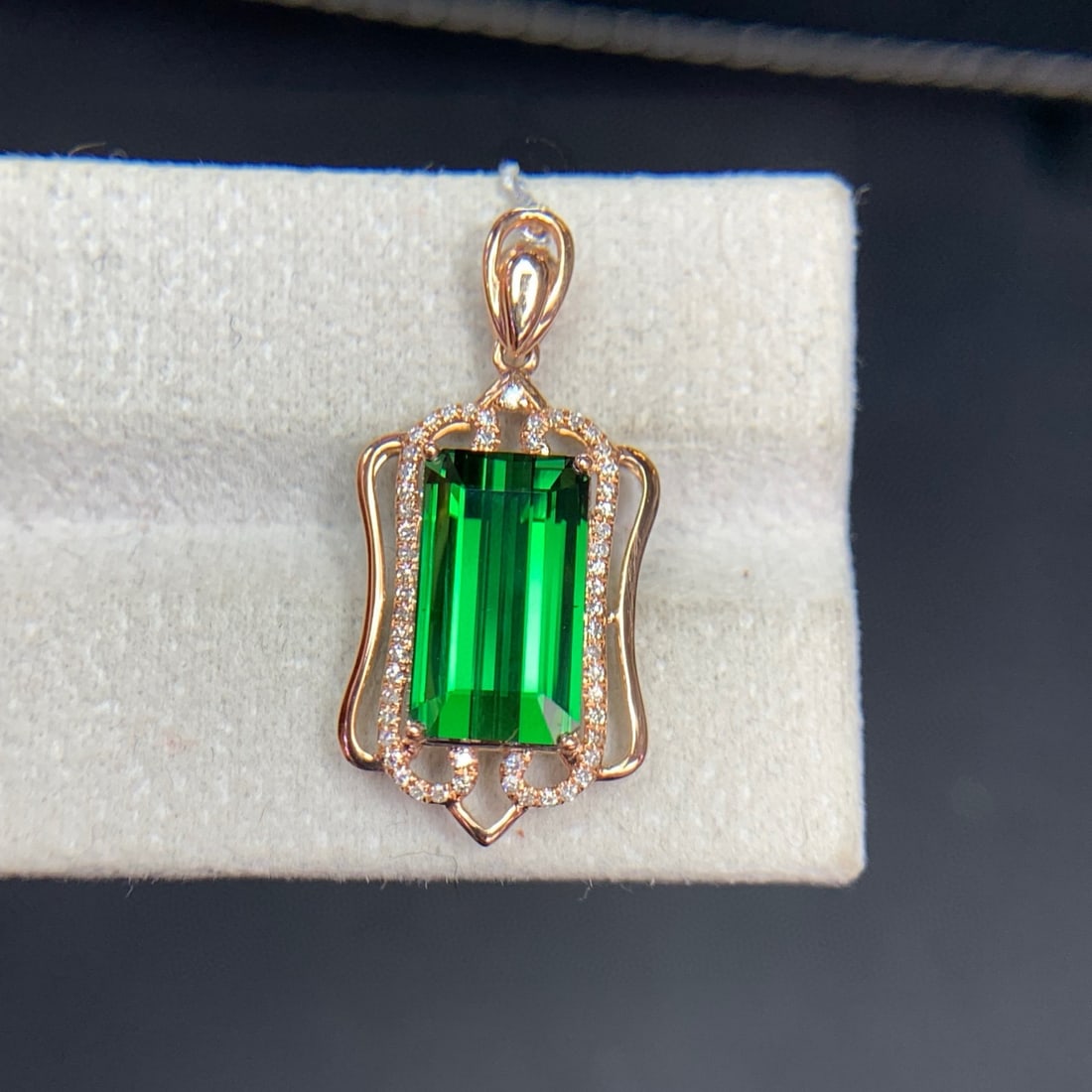 14k Gold 5.1 Ct Natural Tourmaline & Diamond Pendant( Without Chain ) - 8