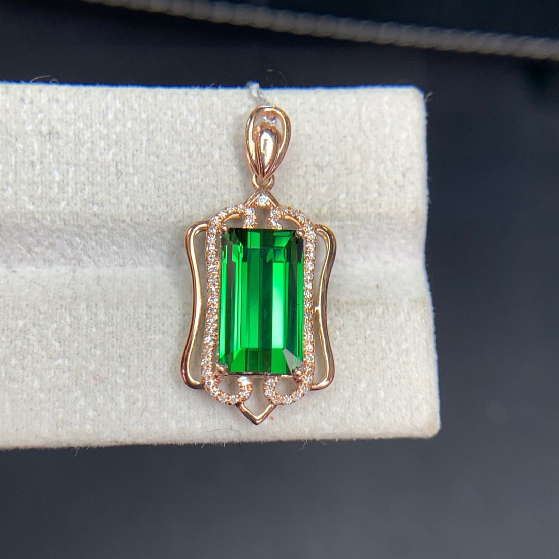 14k Gold 5.1 Ct Natural Tourmaline & Diamond Pendant( Without Chain ) - 9