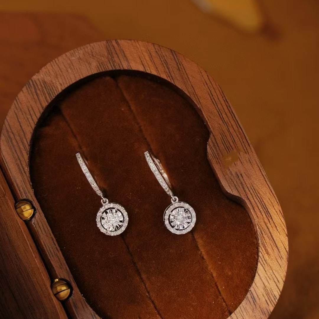 14k Gold 0.34 Ctw Natural H Diamond Earrings: Ref:231119200 // gold content:14k gold // main gemstone:diamond // shape:round // carat weight:0. 2ct // clarity grade:vs-si // color:h // treatment:natural // cut grade:g // // adjacent gemstone 2