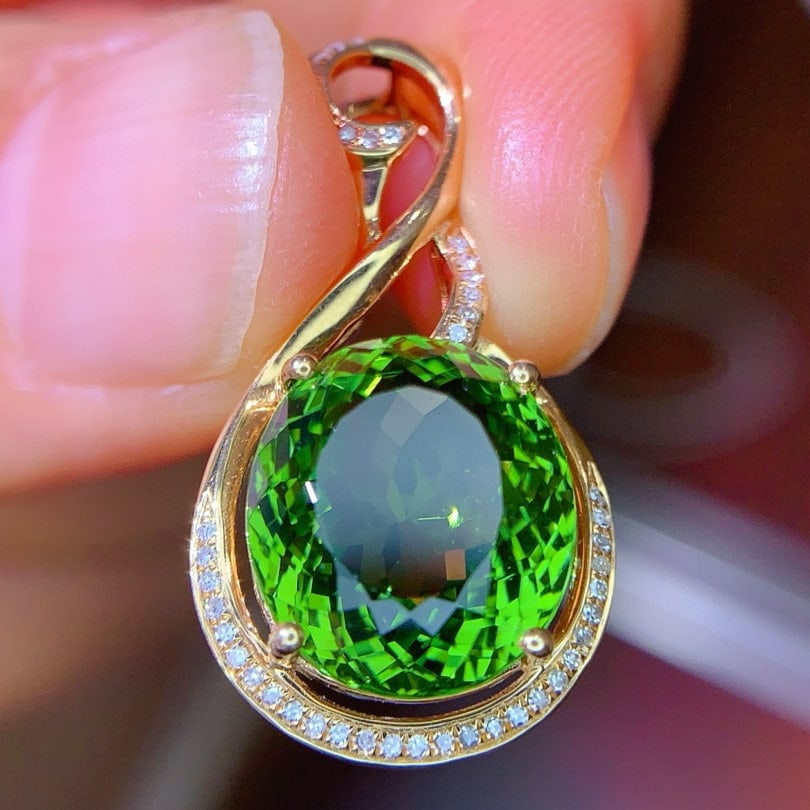 14k Gold 7.0 Ct Natural Tourmaline & Diamond Pendant( Without Chain ) - 5