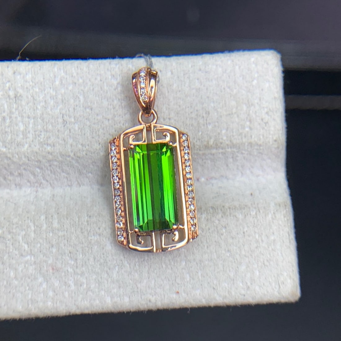 14k Gold 2.5 Ct Natural Tourmaline & Diamond Pendant( Without Chain ) - 3