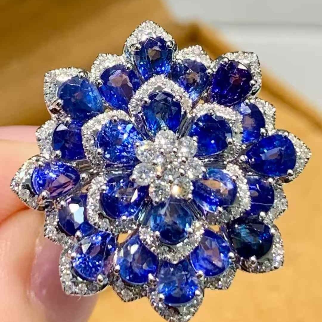 14k Gold 5.01 Ct Natural Sapphire & Diamond Ring - 2