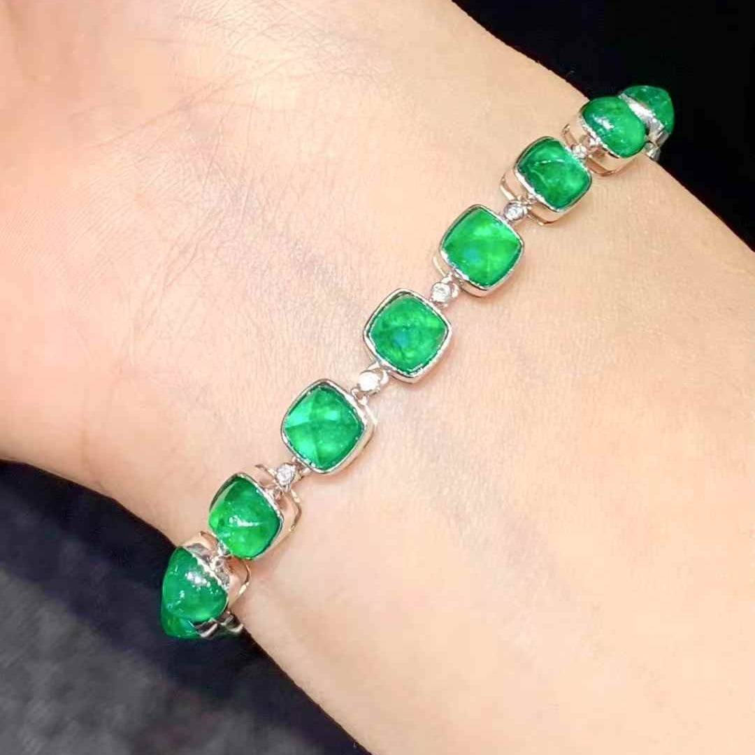 14k Gold 15 Ct Natural Emerald & Diamond Bracelet - 4