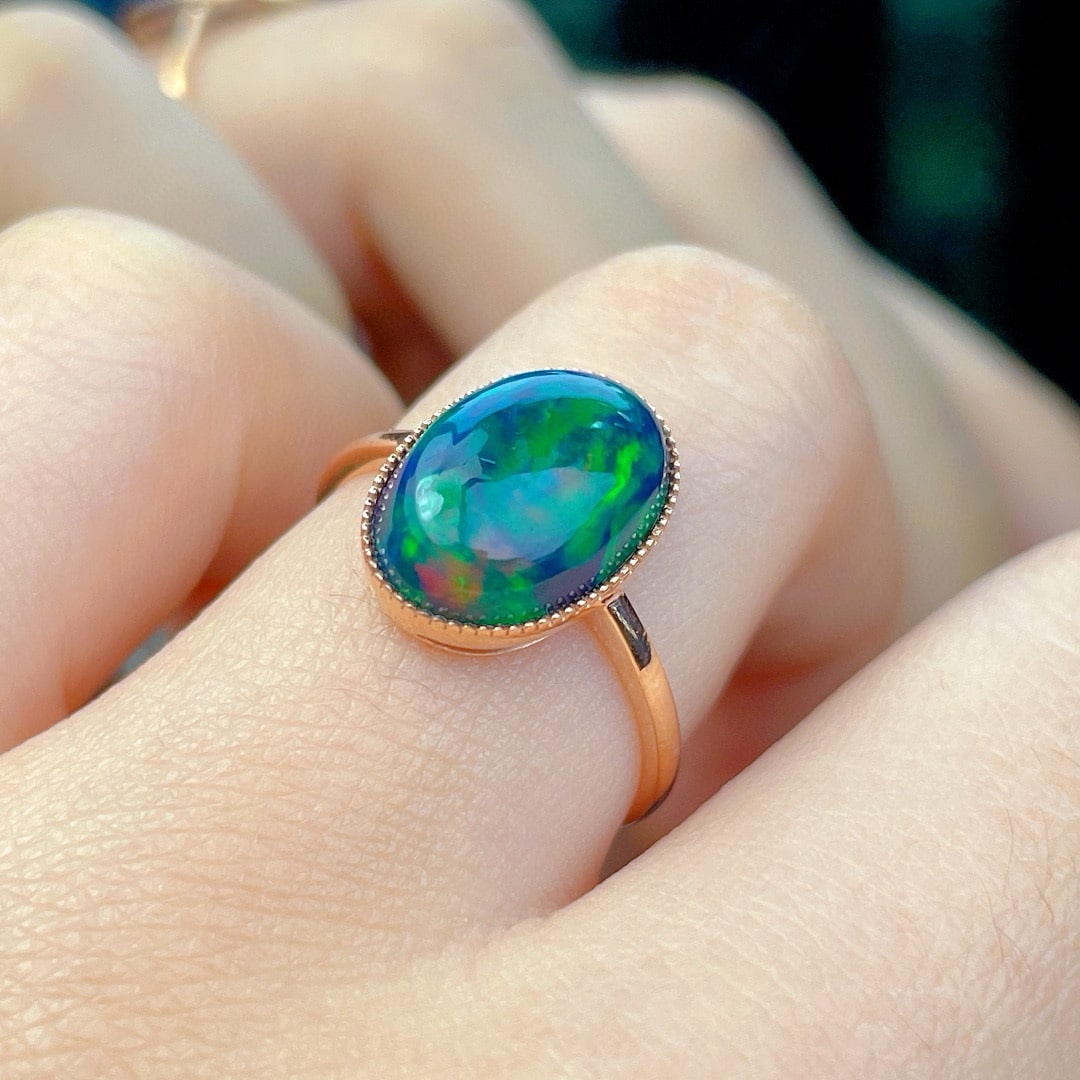14k Gold 4.3 Ct Natural Opal Ring - 4