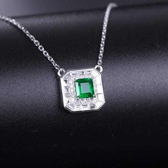 14k Gold 0.61 Ctw Vivid Green Natural Emerald & Diamond Necklace - 2