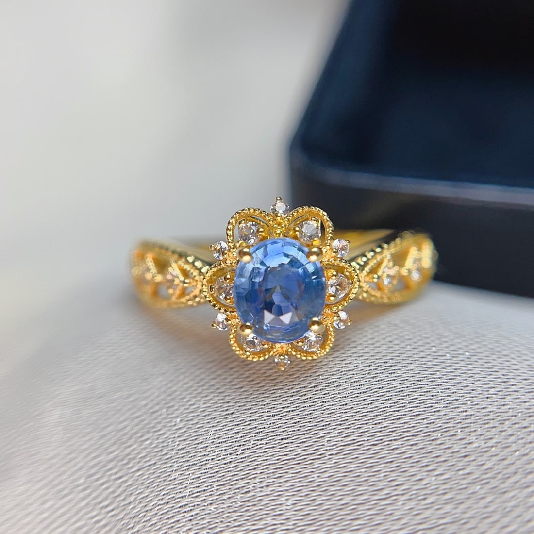 14k Gold 0.85 Ct Natural Sapphire & Sapphire Ring (1 of 7)