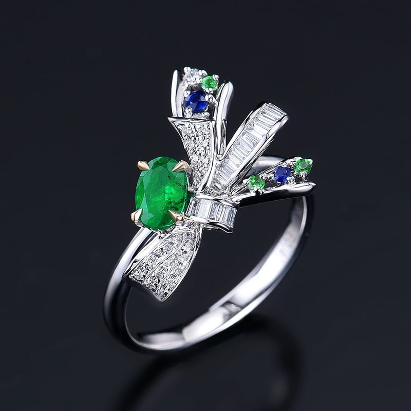 14k Gold 0.6 Ctw Vivid Green Natural Emerald & Diamond Ring - 4