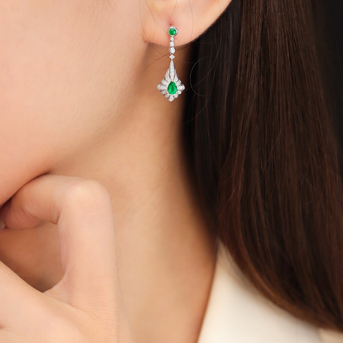 14k Gold 1.47 Ctw Vivid Green Natural Emerald & Diamond Earrings - 3