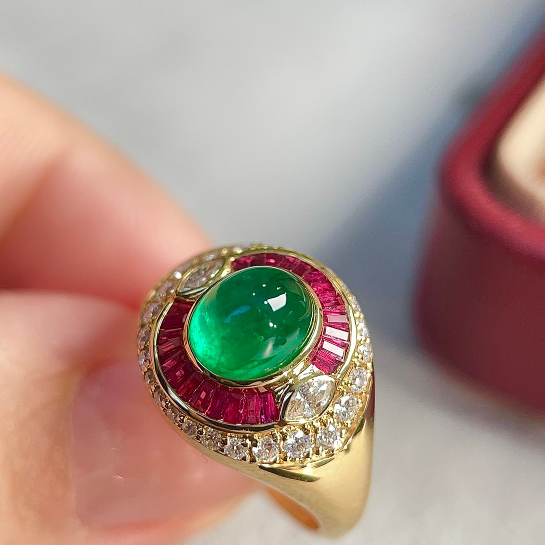 14k Gold 2.09 Ctw Natural Emerald & Diamond Ring - 2
