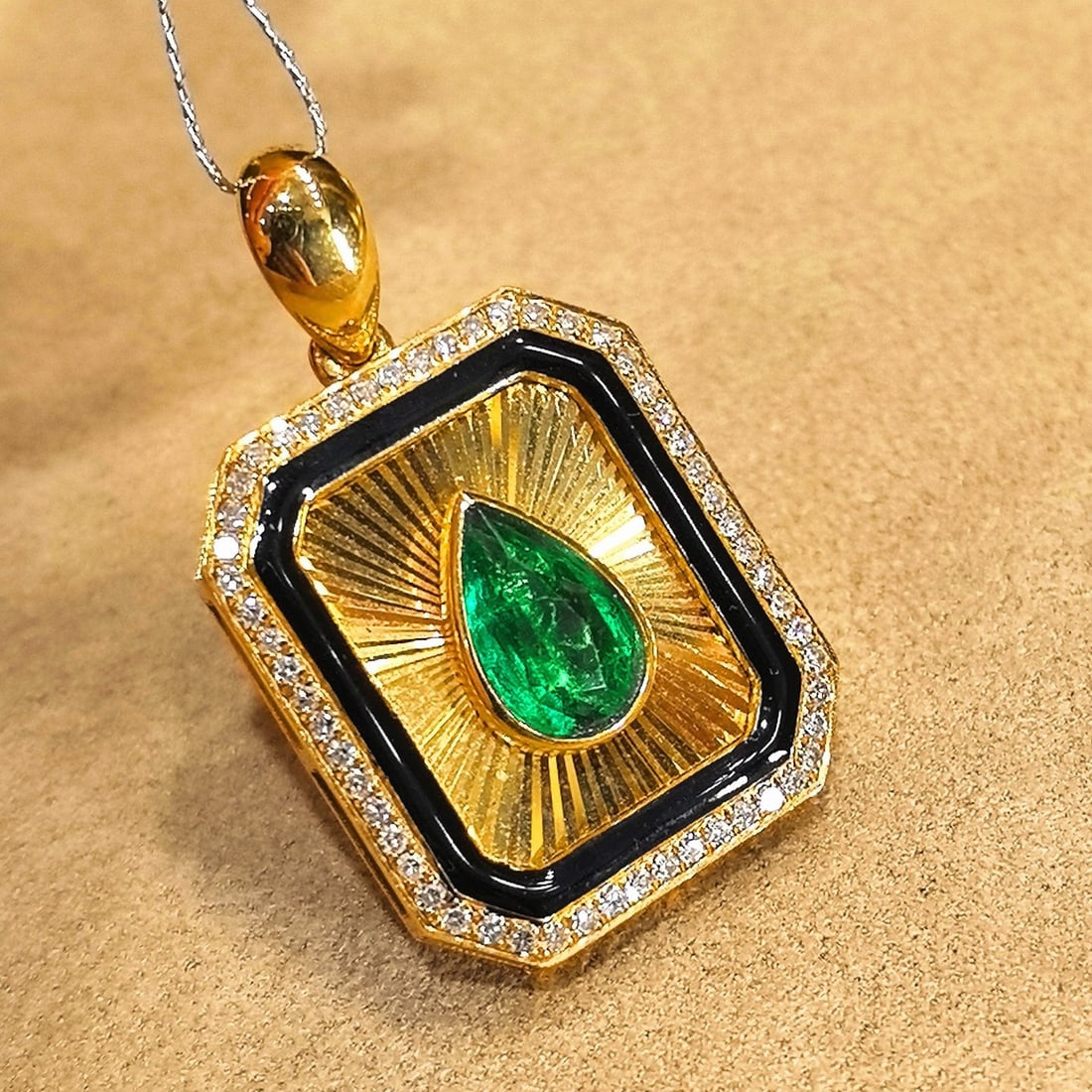 14k Gold 1.28 Ctw Vivid Green Natural Emerald & Diamond Pendant( Without Chain ) (1 of 9)