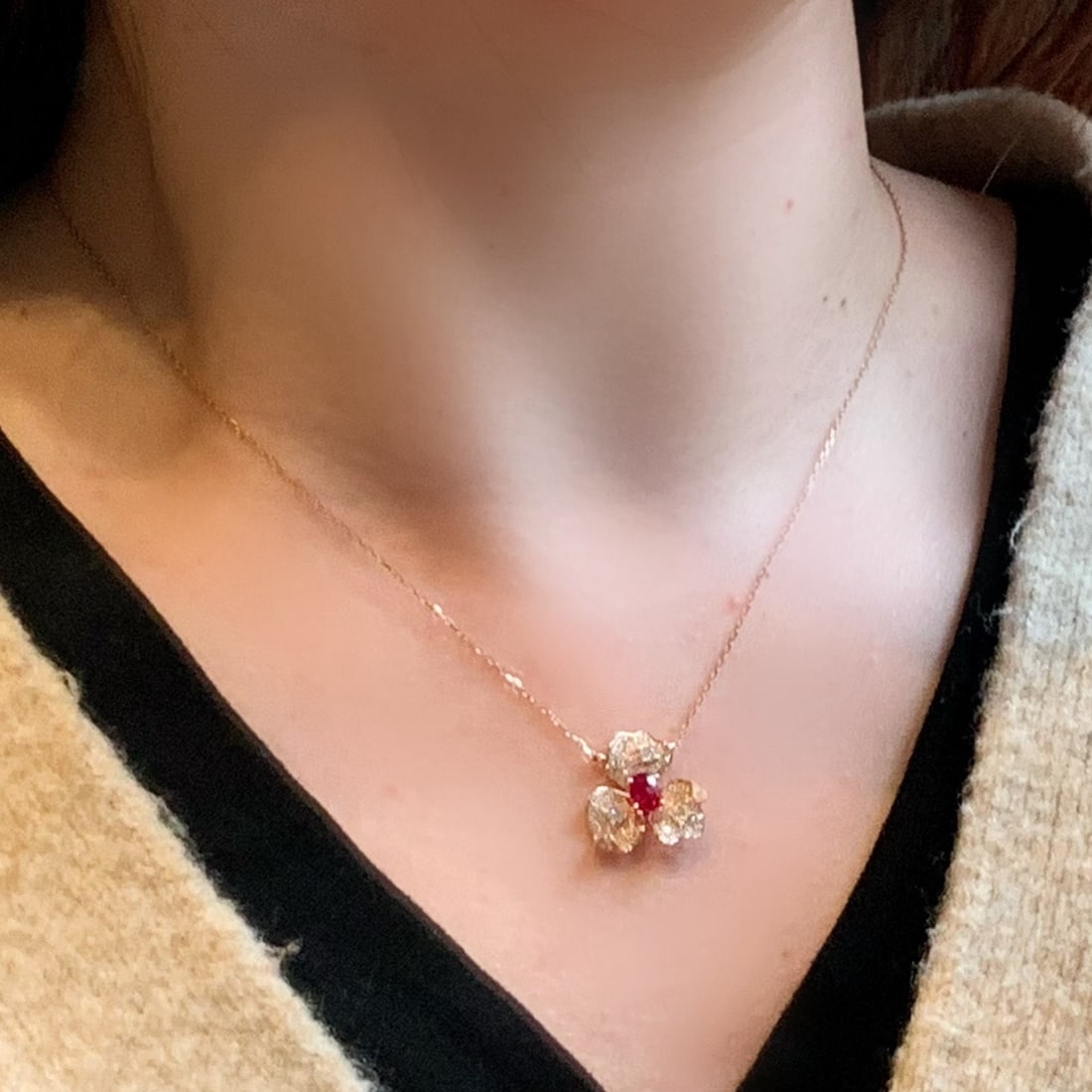 14k Gold 0.98 Ctw Vivid Red Natural Ruby & Diamond Necklace - 4