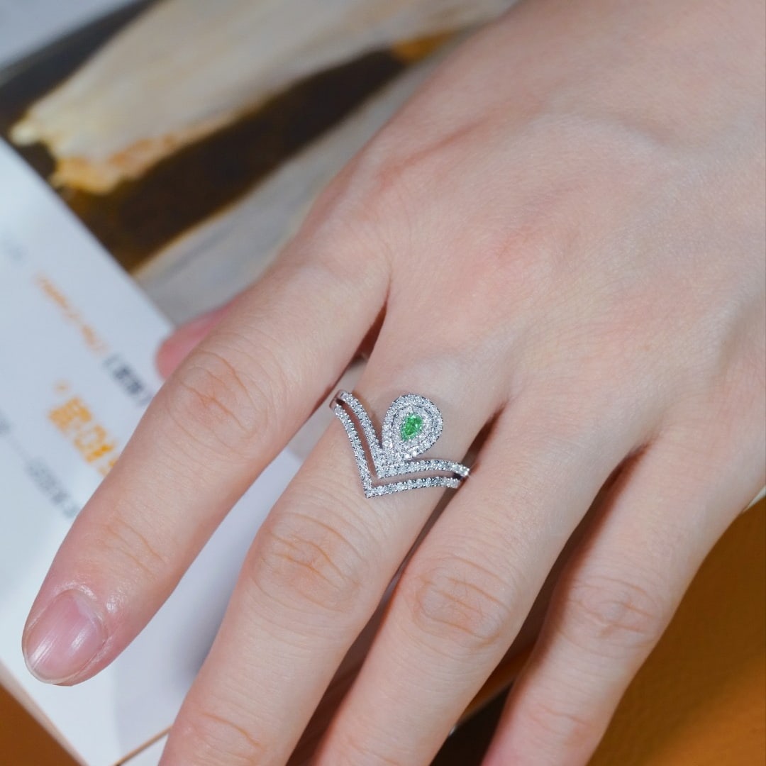 14k Gold 0.50 Ctw Natural Green Diamond & Diamond Ring - 2