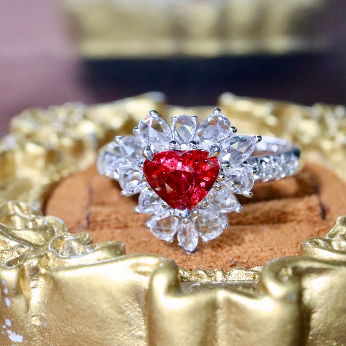 14k Gold 1.65 Ctw Natural Ruby & Diamond Ring: Ref:231120105 // gold content:14k gold // ring size:7. 25us // // main gemstone:ruby // shape:heart // carat weight:1. 05ct // color:red // treatment:natural // // adjacent gemstone 2 : diamond //