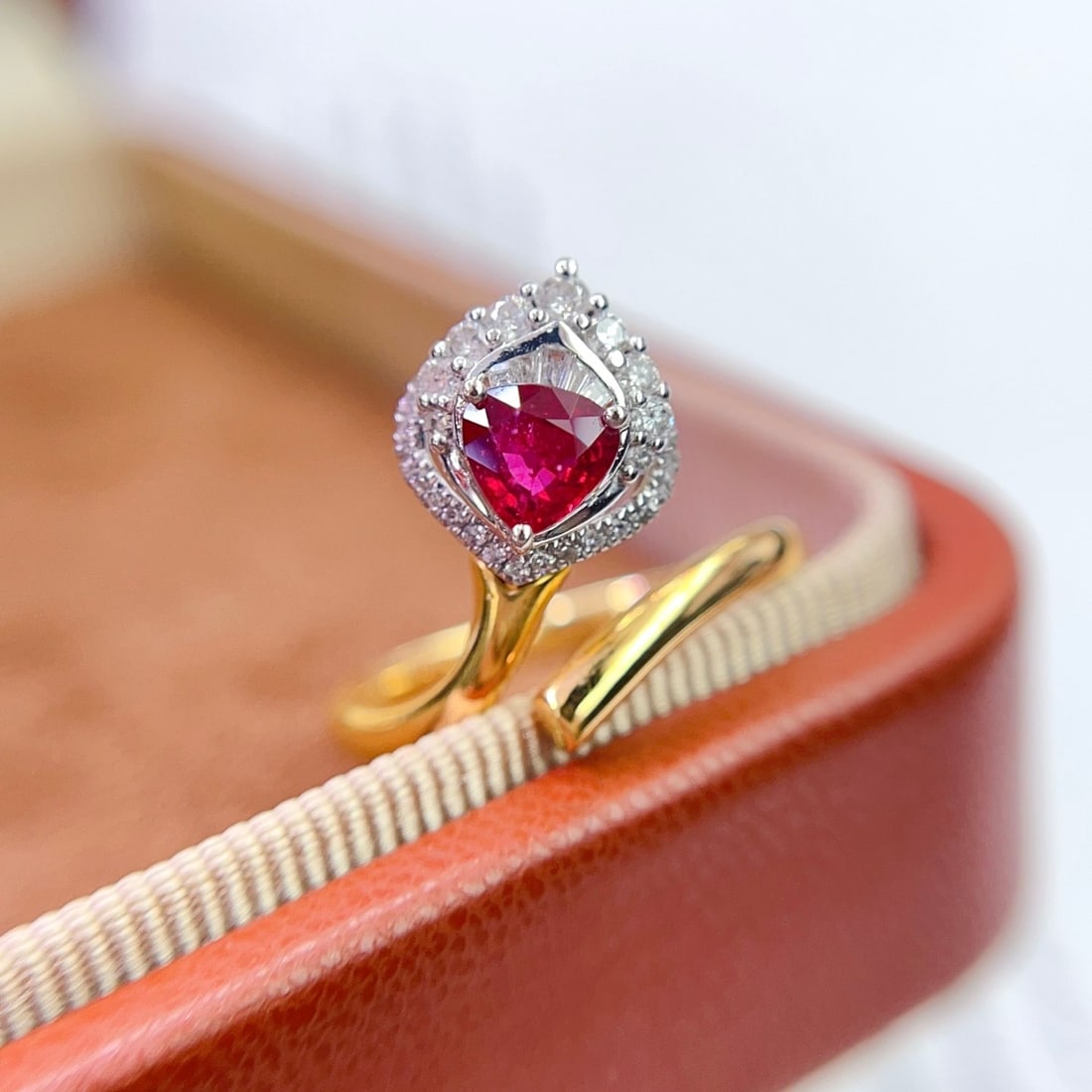 14k Gold 0.45 Ct Natural Ruby & Diamond Ring - 5