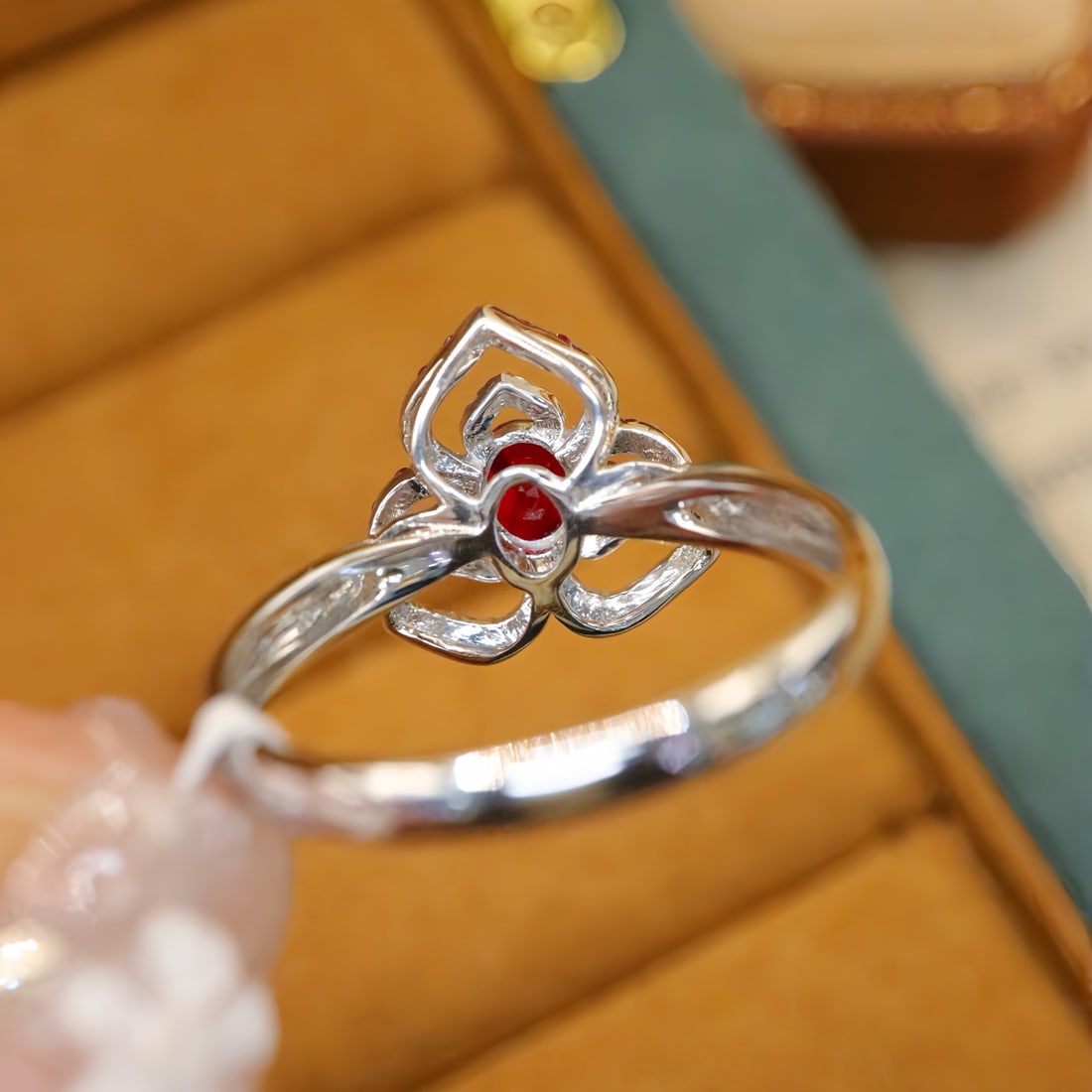 14k Gold 0.36 Ctw Vivid Red Natural Ruby & Diamond Ring - 5