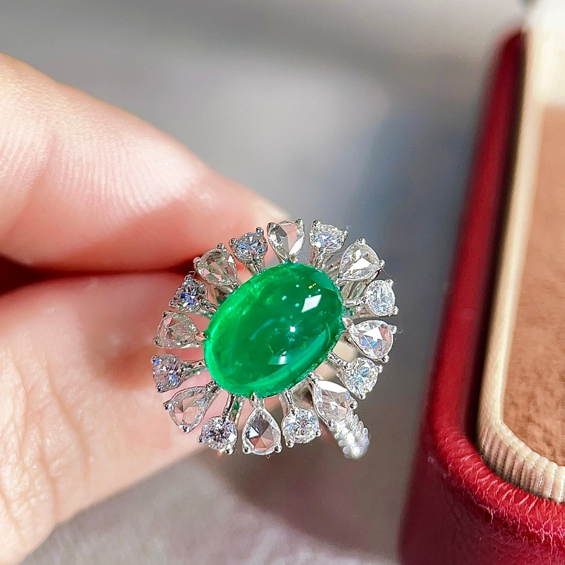 14k Gold 4.24 Ctw Vivid Green Natural Emerald & Diamond Ring/pendant( Without Chain ): Ref:231120121 // gold content:14k gold // ring size:7. 25us // // main gemstone:emerald // shape:oval // carat weight:3. 12ct // color:vivid green // treatment:natural // // adjacent gemstone 2 :