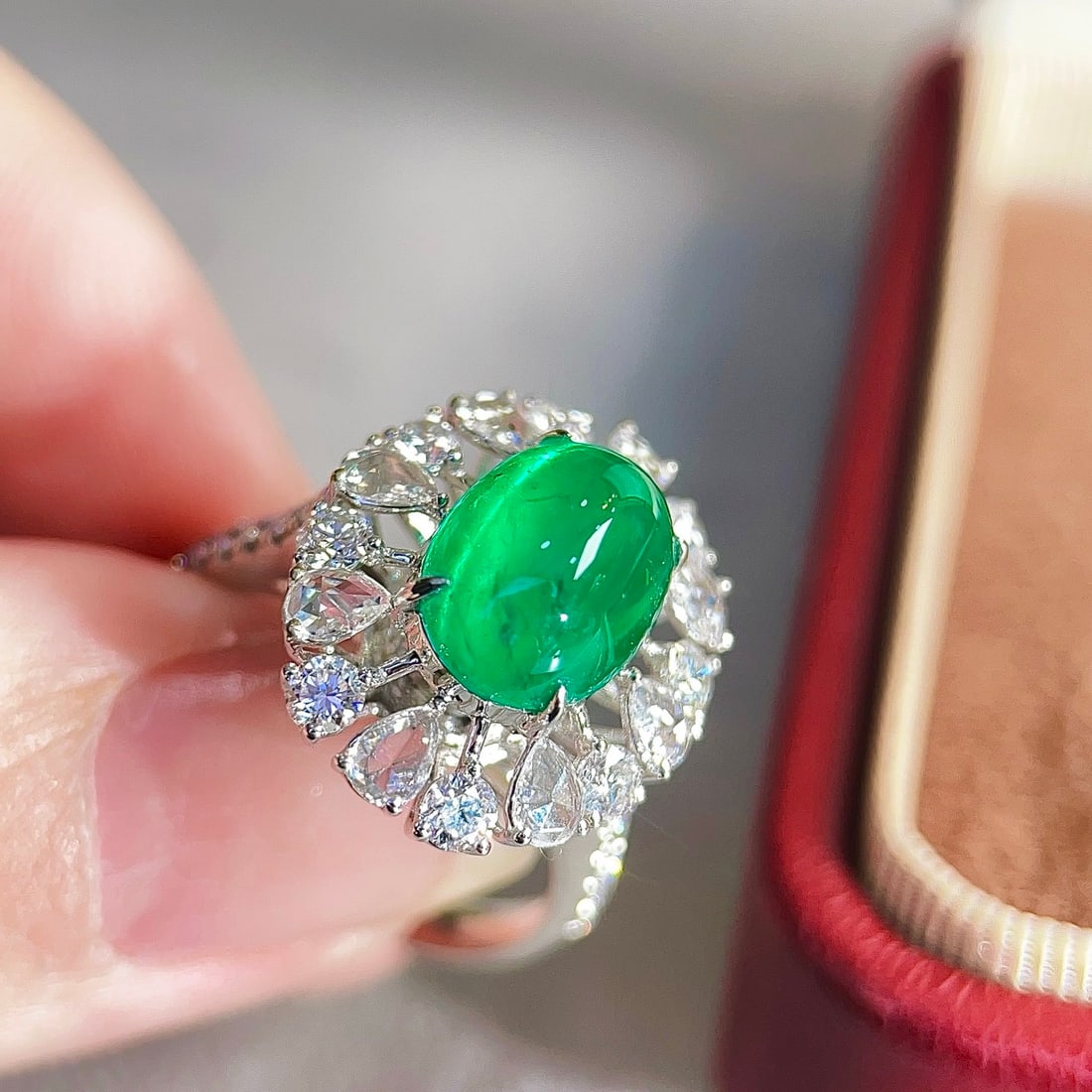 14k Gold 4.24 Ctw Vivid Green Natural Emerald & Diamond Ring/pendant( Without Chain ) - 3