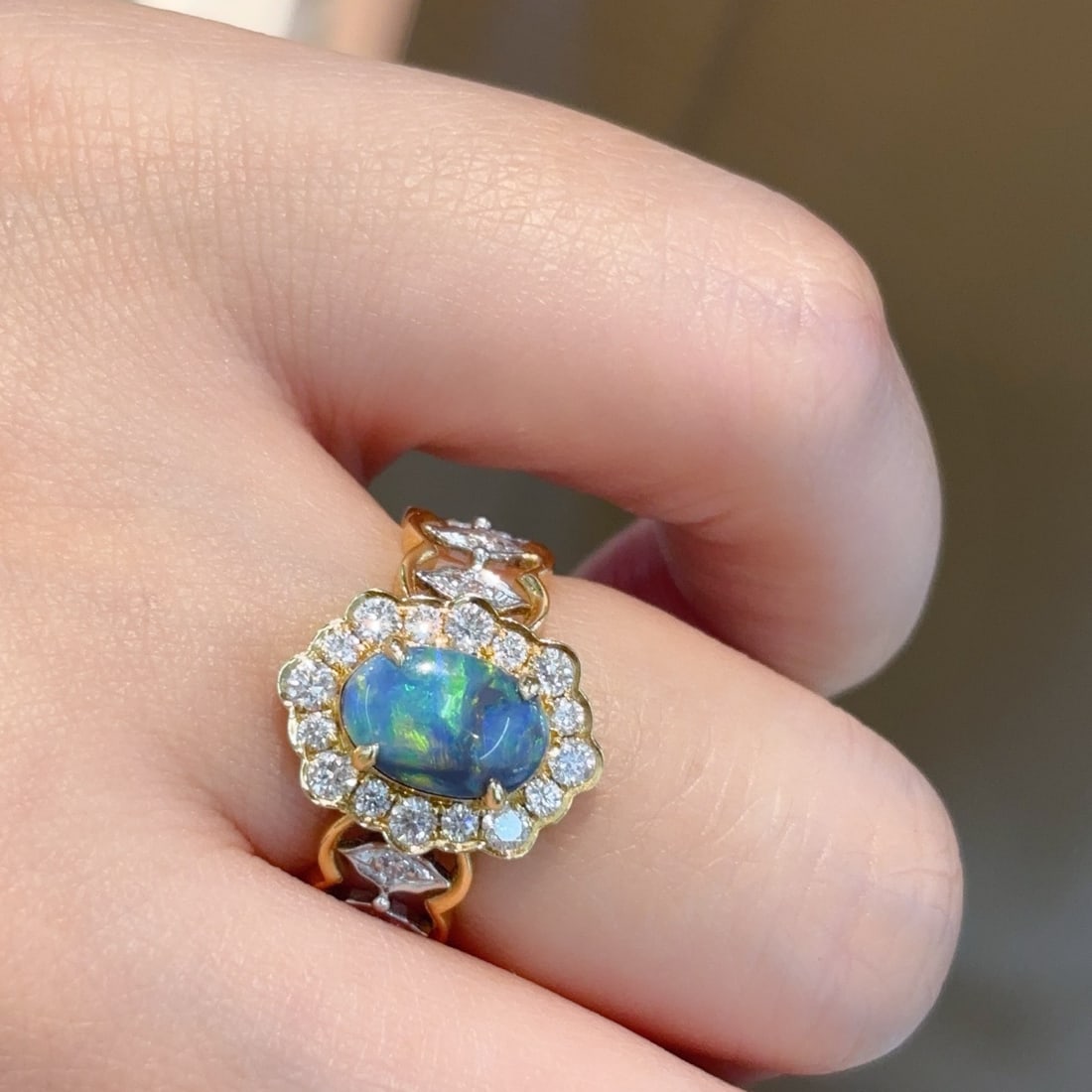 14k Gold 1.82 Ctw Natural Opal & Diamond Ring - 6