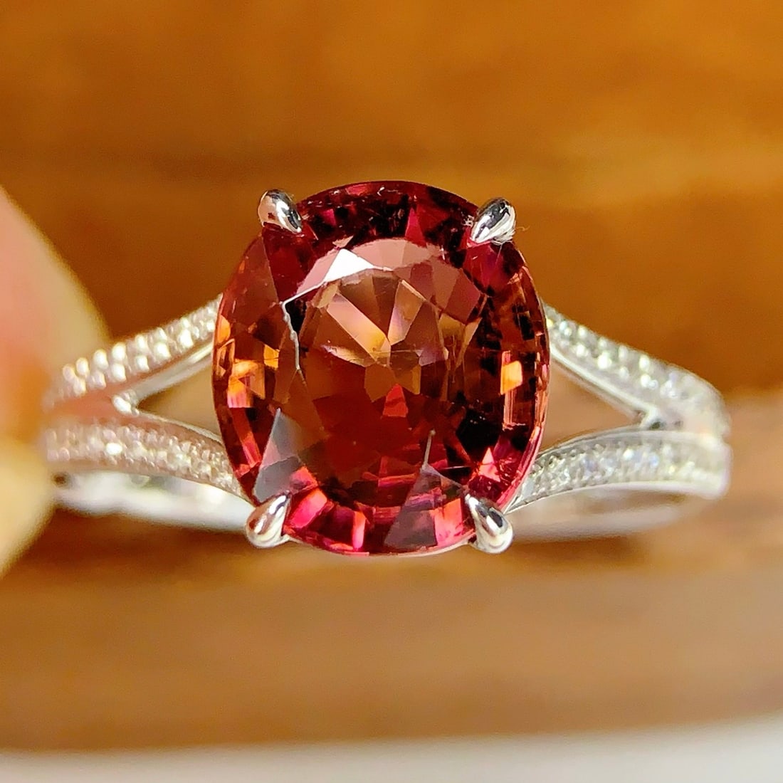 14k Gold 3.62 Ct Natural Tourmaline & Diamond Ring: Ref:231120126 // gold content:14k gold // ring size:7. 25us // // main gemstone:tourmaline // shape:oval // carat weight:3. 62ct // color:red // treatment:natural // // adjacent gemstone 2 :