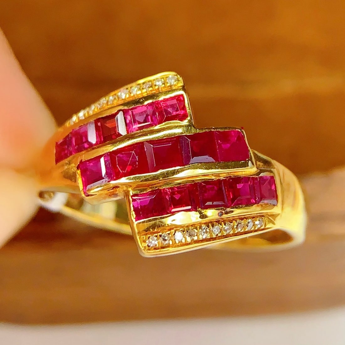 14k Gold 1.82 Ct Natural Ruby & Diamond Ring - 5