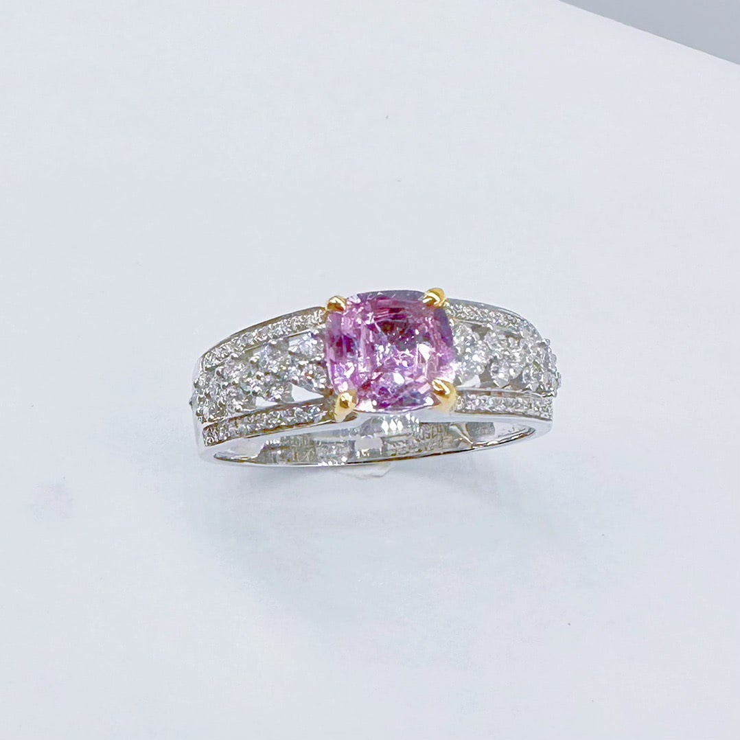 14k Gold 0.93 Ct Natural Sapphire & Diamond Ring: Ref:231120137 // gold content:14k gold // ring size:7. 25us // // main gemstone:sapphire // shape:cushion // carat weight:0. 93ct // color:pink // treatment:natural // // adjacent gemstone 2 :