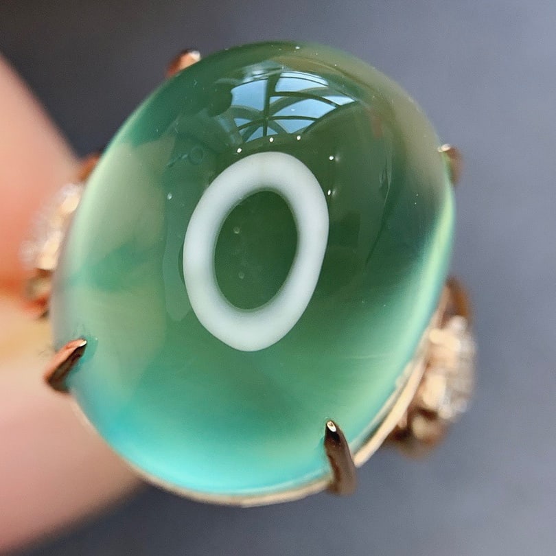 14k Gold 26.9 Ct Natural Prehnite & Diamond Ring - 3