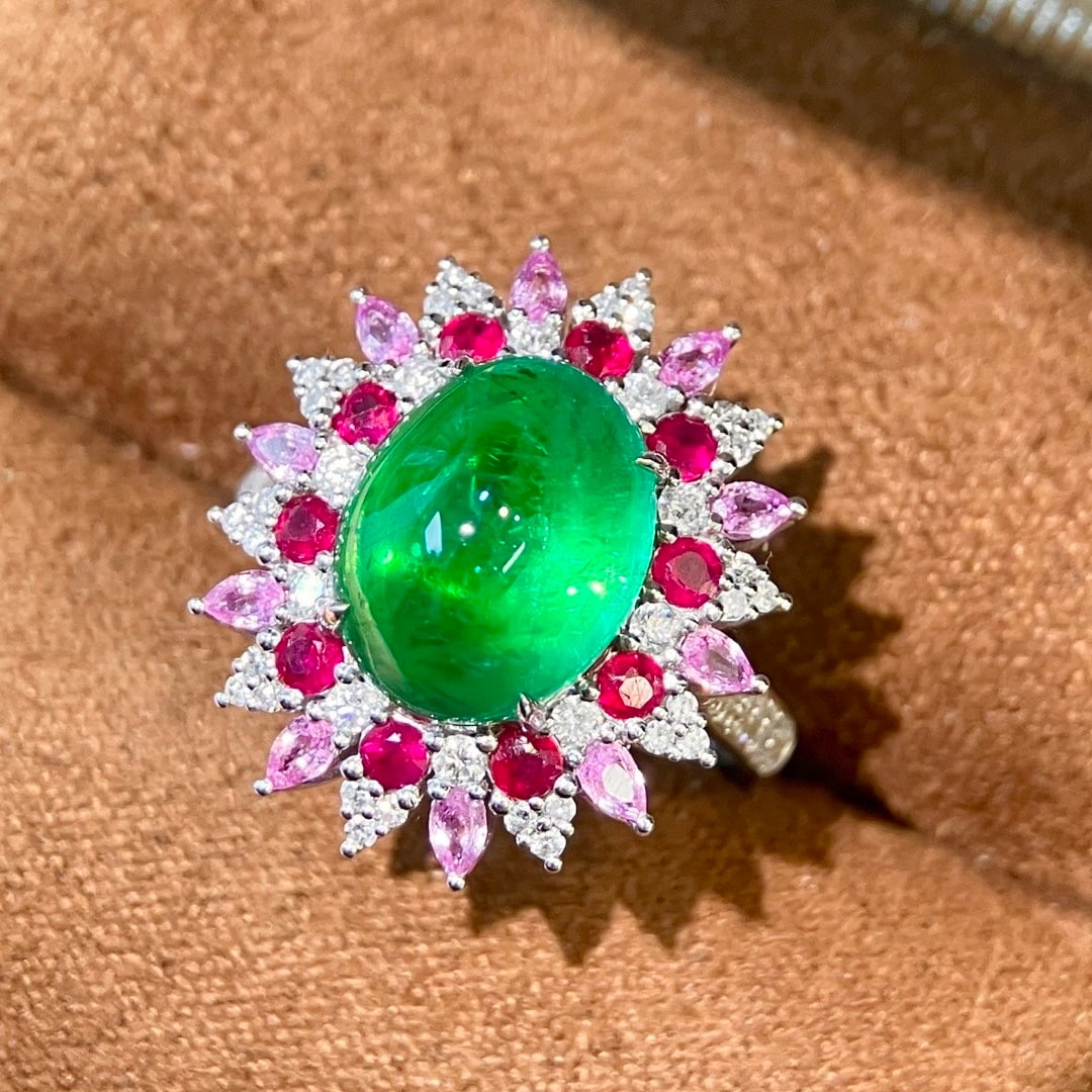 14k Gold 4.42 Ctw Vivid Green Natural Emerald & Diamond Ring/pendant( Without Chain ): Ref:231120149 // gold content:14k gold // ring size:7. 25us // // main gemstone:emerald // shape:oval // carat weight:3. 92ct // color:vivid green // treatment:natural // // adjacent gemstone 2 :