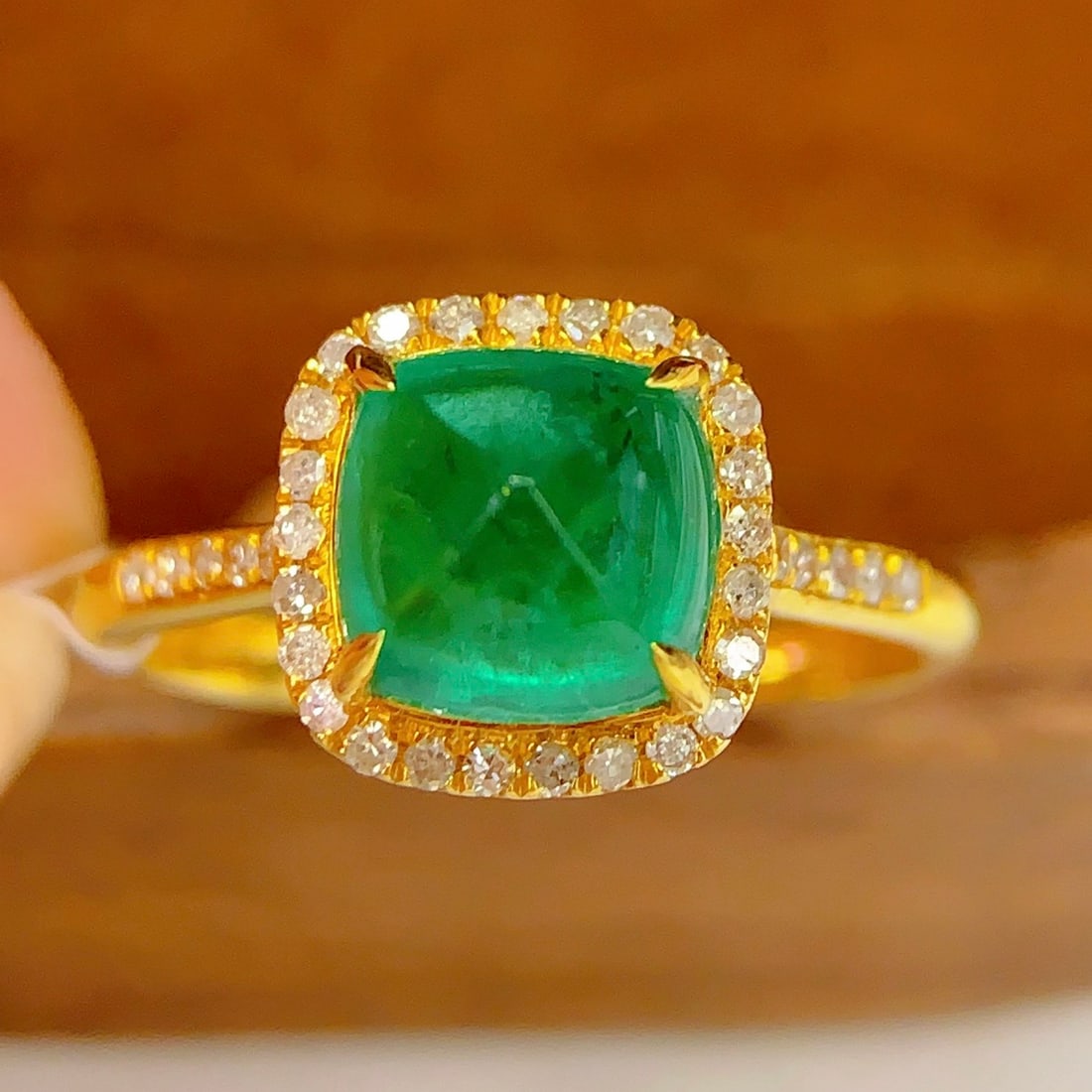 14k Gold 2.8 Ct Natural Emerald & Diamond Ring - 5