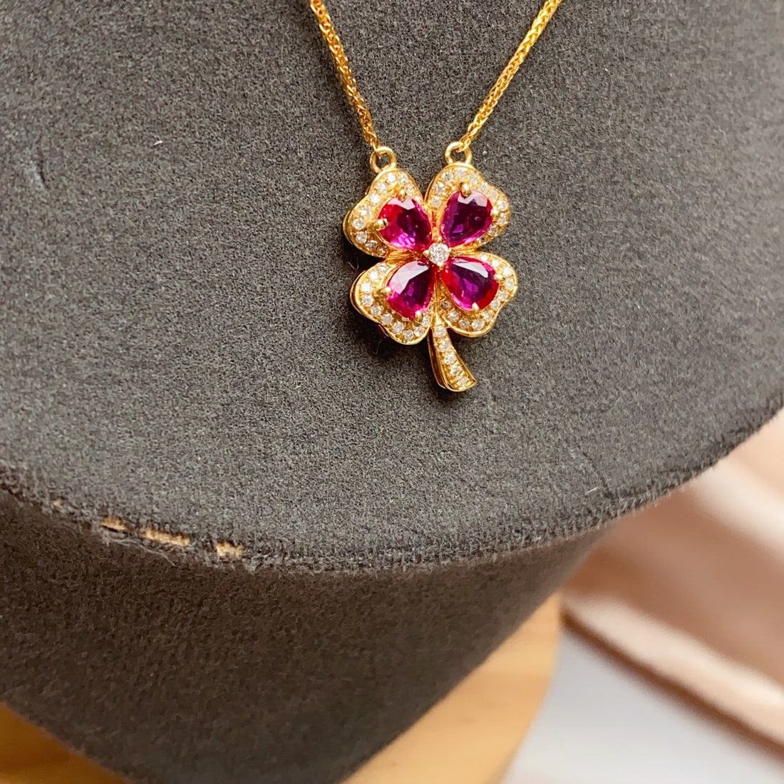 14k Gold 1.05 Ct Natural Ruby & Diamond Necklace - 4