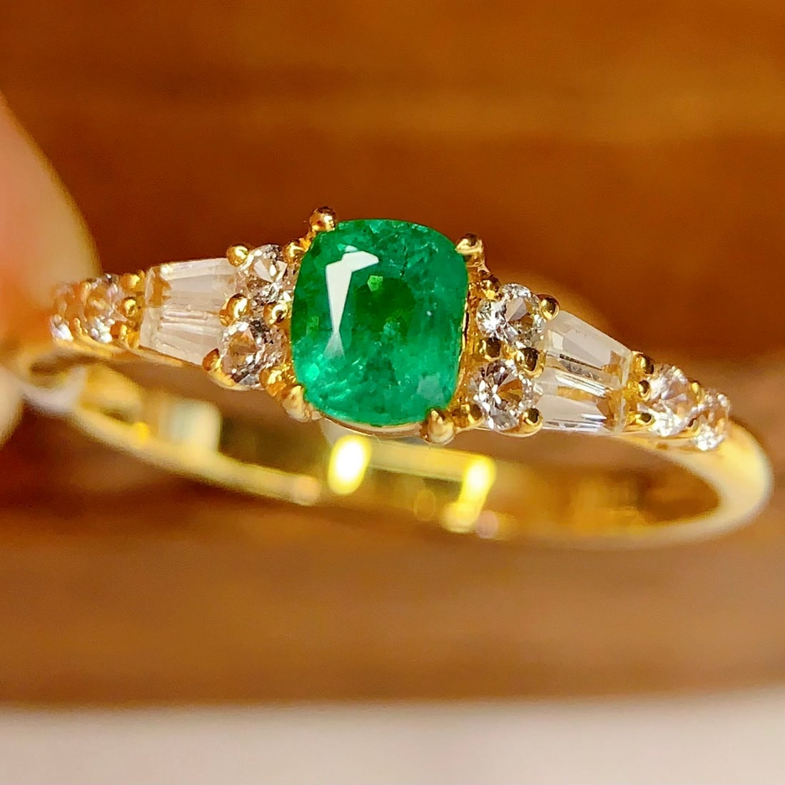 14k Gold 0.5 Ct Natural Emerald & Sapphire Ring (1 of 7)