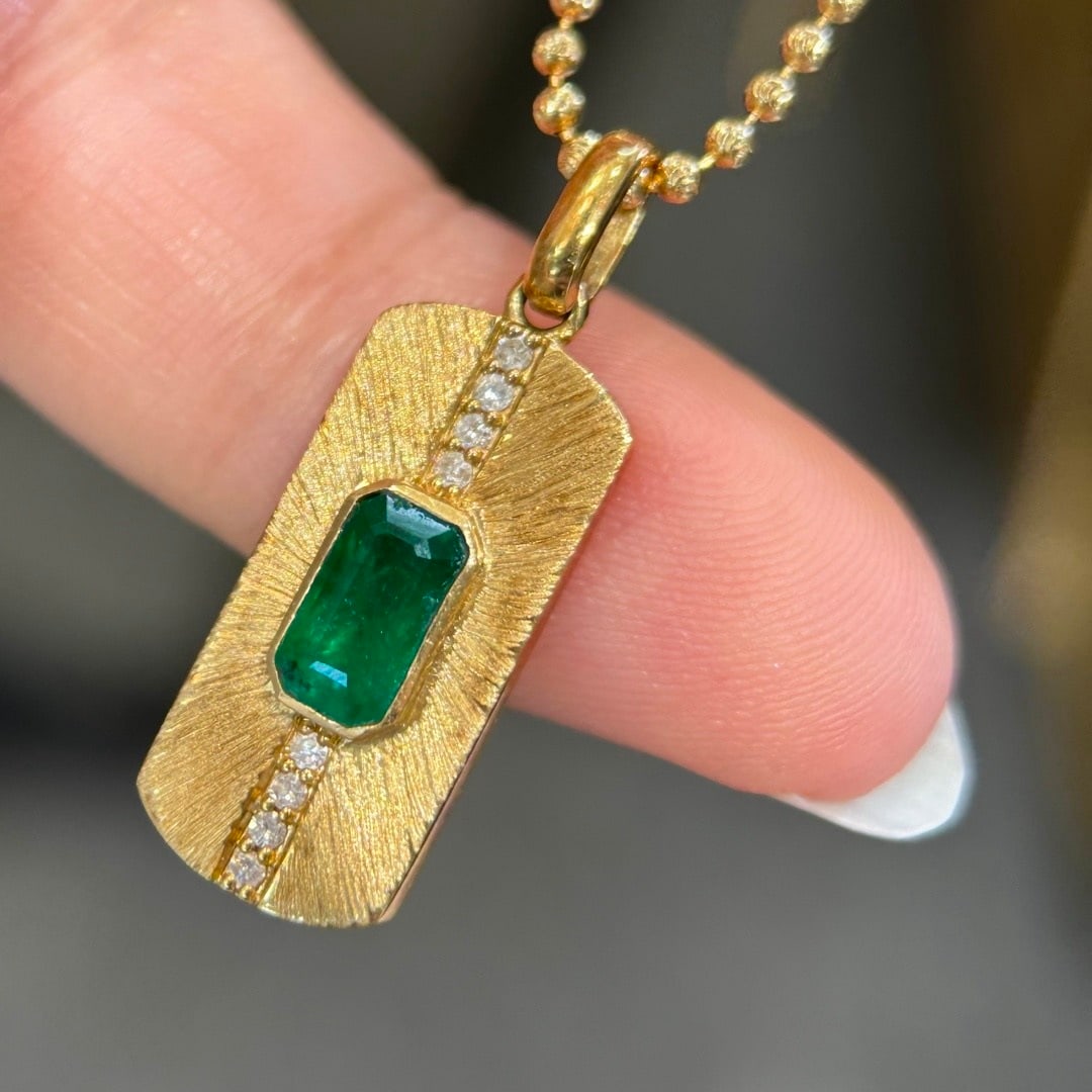 14k Gold 0.70 Ctw Vivid Green Natural Emerald & Diamond Pendant( Without Chain ) - 5