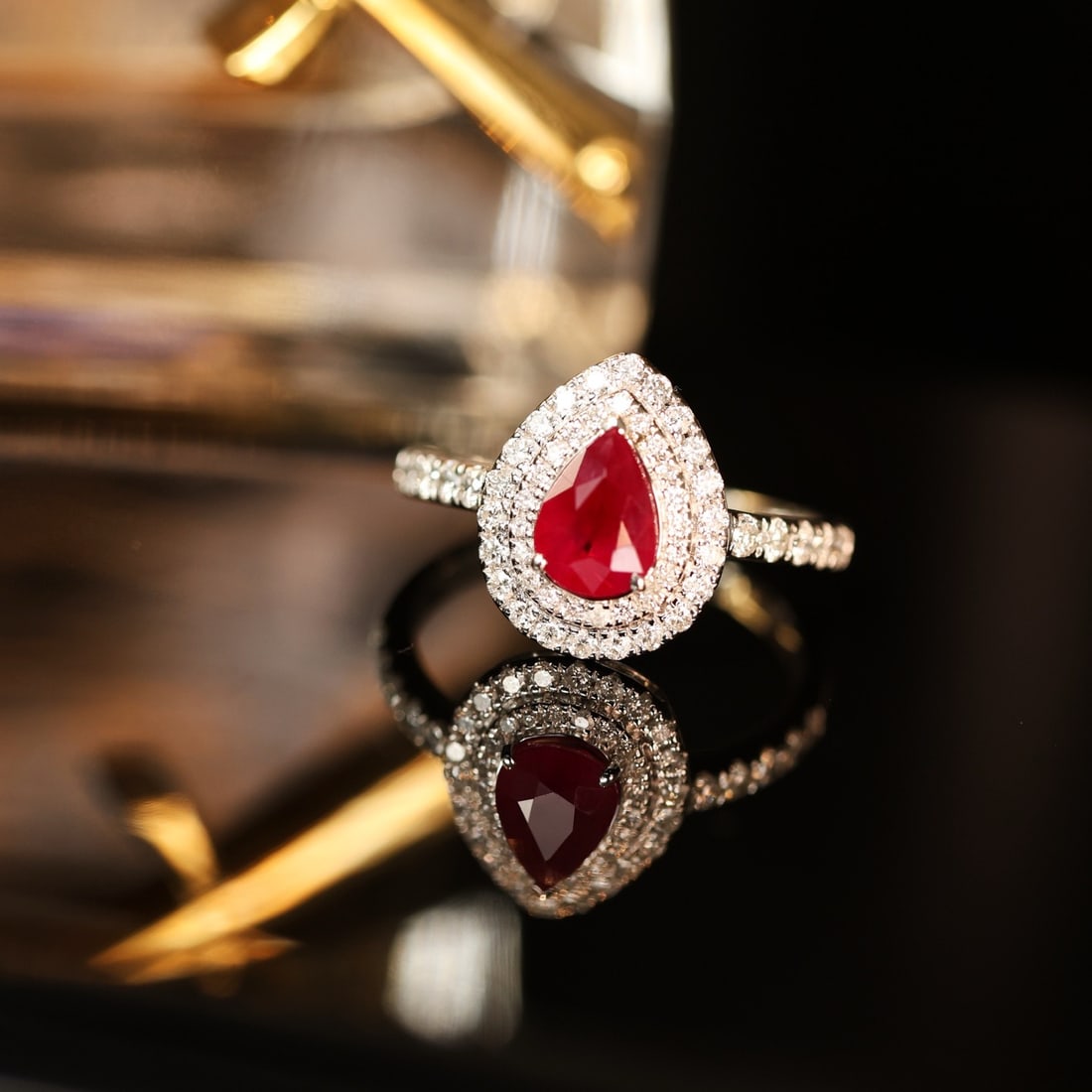 14k Gold 1.66 Ctw Vivid Red Natural Ruby & Diamond Ring: Ref:231120185 // gold content:14k gold // ring size:7. 25us // // main gemstone:ruby // shape:pear // carat weight:1. 13ct // color:vivid red // treatment:natural // // adjacent gemstone 2 : diamond /