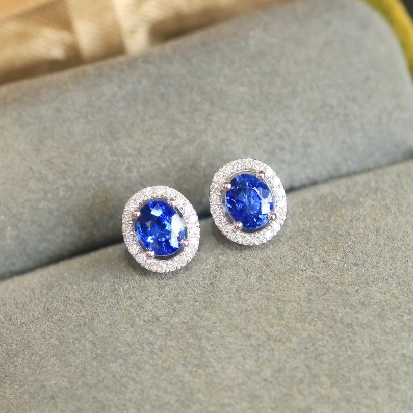 14k Gold 0.96 Ctw Vivid Blue Natural Sapphire & Diamond Earrings - 3