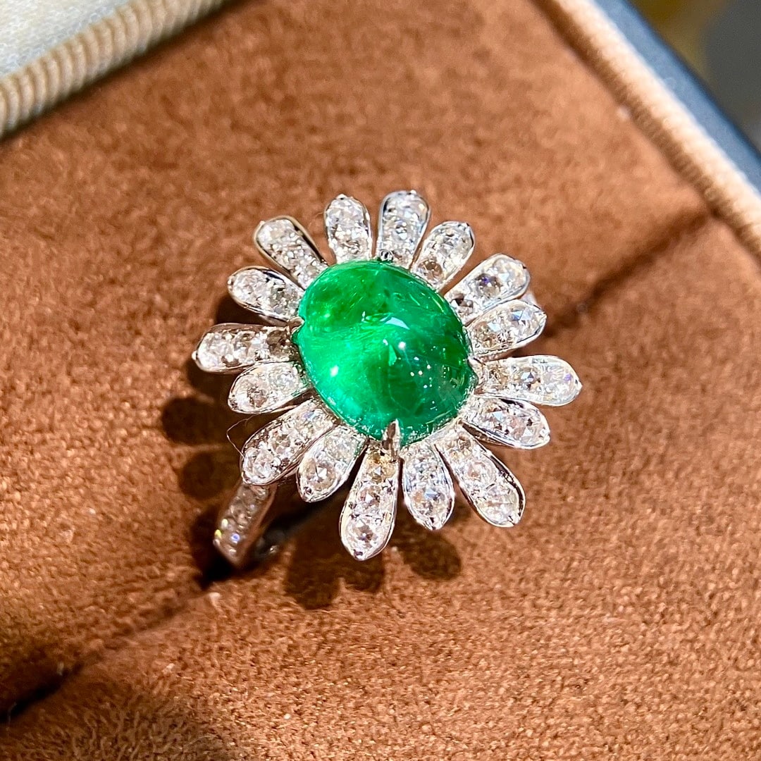 14k Gold 3.28 Ctw Vivid Green Natural Emerald & Diamond Ring - 2