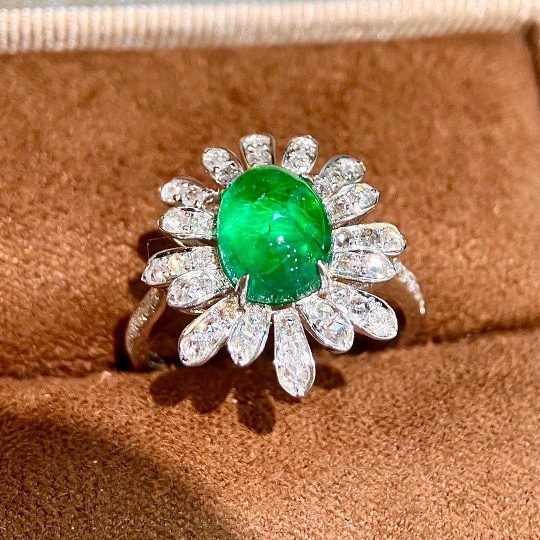 14k Gold 3.28 Ctw Vivid Green Natural Emerald & Diamond Ring - 3