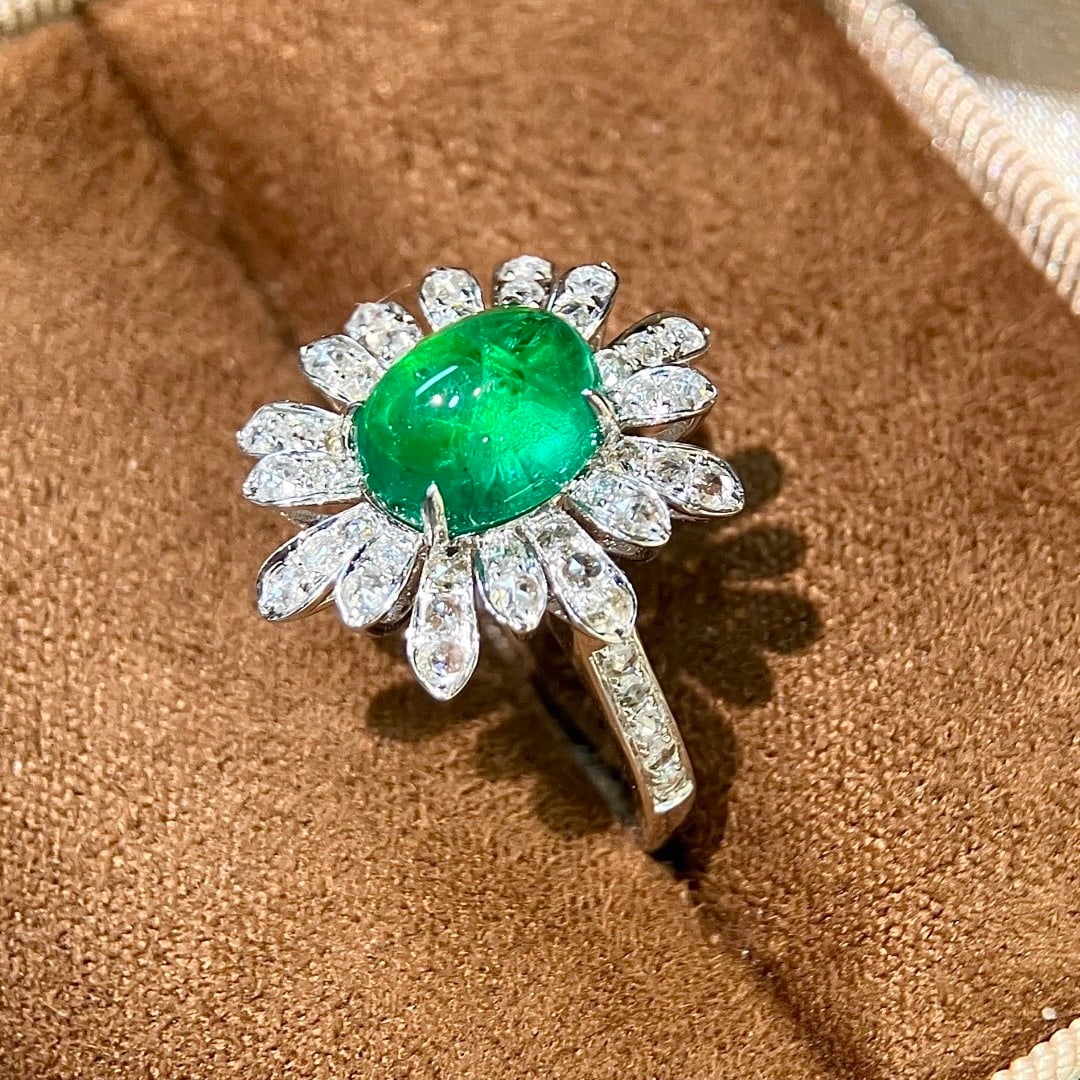 14k Gold 3.28 Ctw Vivid Green Natural Emerald & Diamond Ring - 5