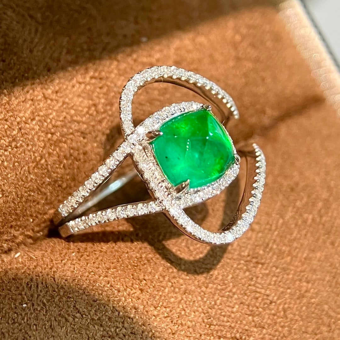 14k Gold 2.19 Ctw Vivid Green Natural Emerald & Diamond Ring - 4